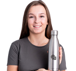 Niamh holding the Ashford Vacuum Bottle